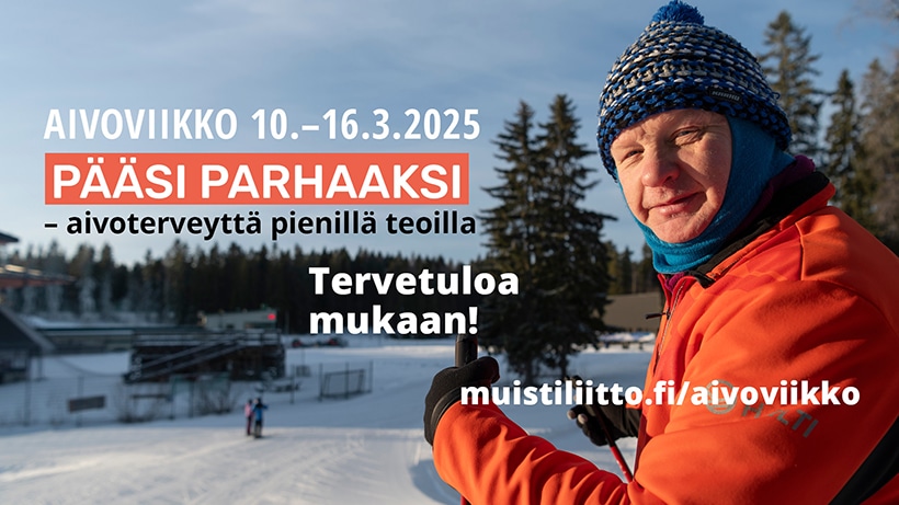 Mies hiihtämässä. Aivoviikkoa vietetään 10.–16.2.2025.